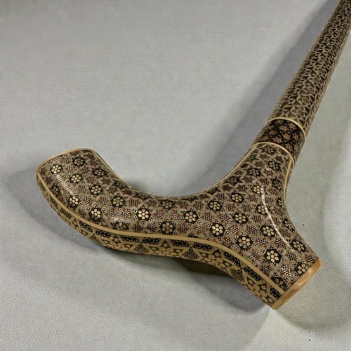 عصى مطعم بالعاج والنحاس