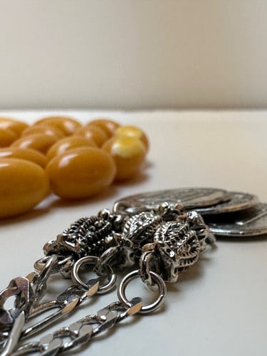 سبحة تراب كهرمان فواحه عدد الخرز 33