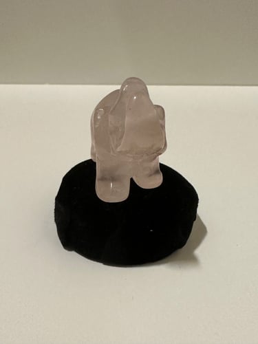 تحفه على شكل فيل من العقيق