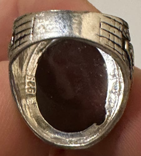 خاتم عقيق يماني فضه وسط 925