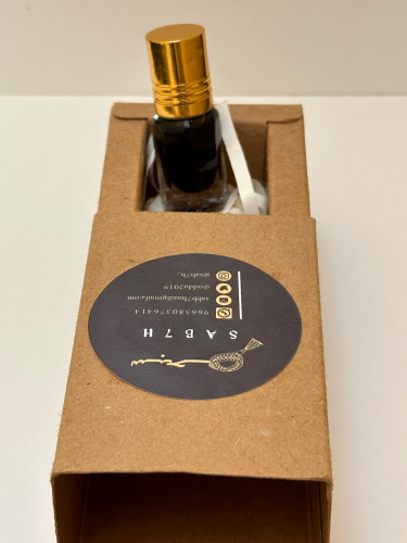 دهن عود فاخر