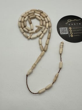 سبحة من عاج الماموث المنقرض