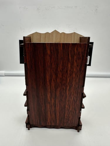 تحفة فنية دولاب