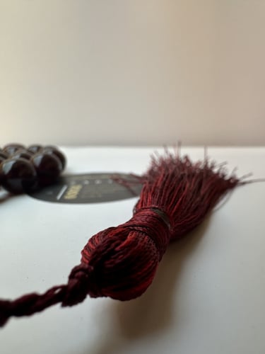 سبحة فاتوران الماني برائحة العنبر كراكوش حرير عدد...