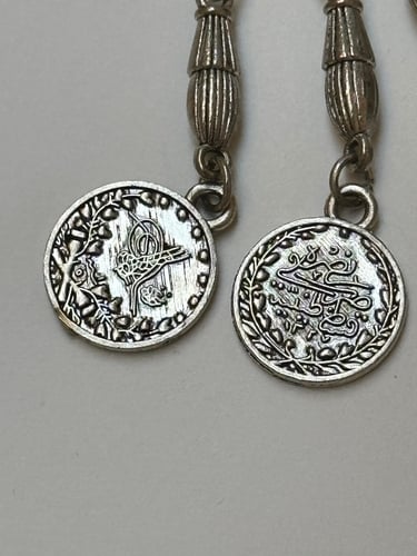 سبحة يسر مطعم بالفضه عدد الخرز 33