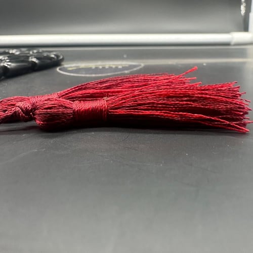 سبحة فاتورن لون رماني قص صنوبري