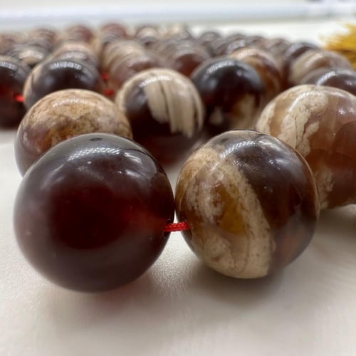 سبحة كهرمان سومطري حر طبيعي مع عينة من الكهرمان