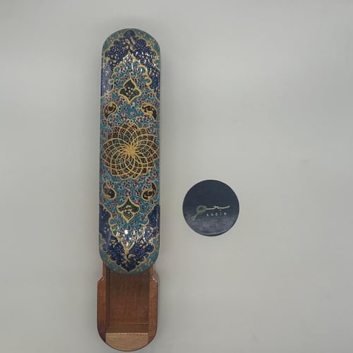 علبة خشبية فاخرة مطعمة بالعاج والنحاس