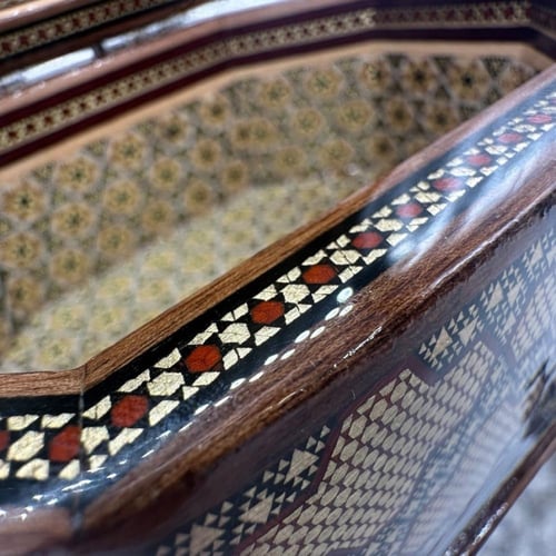 صندوق خشبي فاخر جدا صناعة يدوية