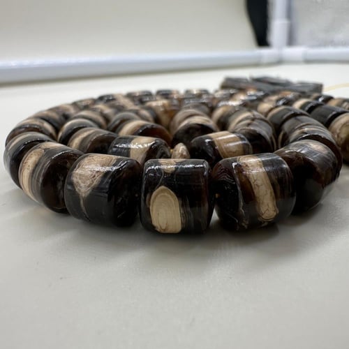 سبحة يسر وردي طبيعي مع ترسة ظهر سلحفاة طبيعي