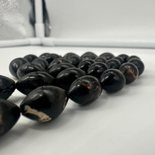 سبحة يسر حجازي البحر الاحمر 33 خرزه