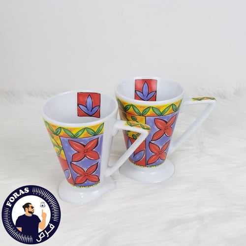 كوب زجاجي أنيق بتصميم ورد كلاسيكية