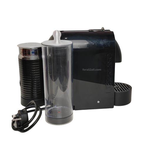 ماكينة كبسولات القهوة يو ميلك من نسبريسو مع صانعة...