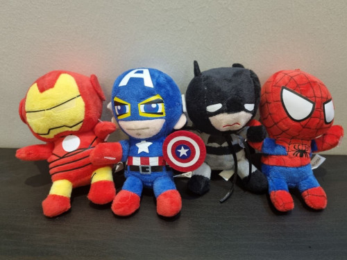 دمى شخصيات مارفل حجمها 12 سم