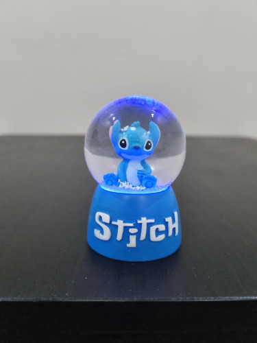 بلورة ستيتش مضيئة صغيرة بدون موسيقى