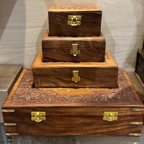 علب العود الخشبية الفاخرة