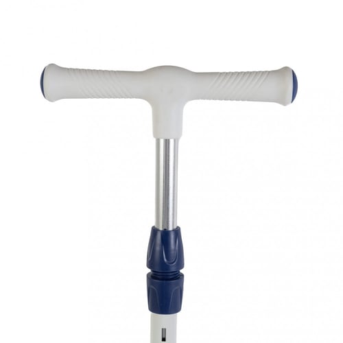 سكوتر بثلاث عجلات