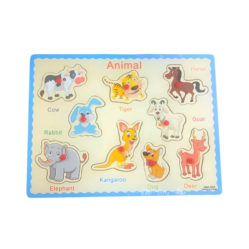 لوح خشبي بأشكال حيوانات