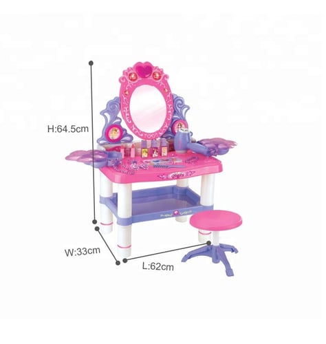 تسريحة بنات مع كرسي