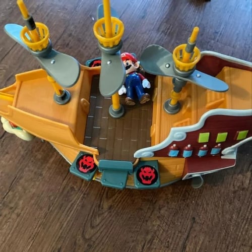 Super Mario DLX Bowser's Airship Playset