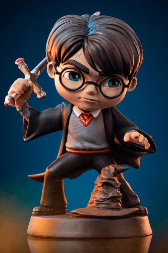 HARRY POTTER - HARRY POTTER WITH SWORD OF GRYFFIND...