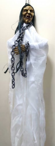 عجوز مع سلاسل كبير