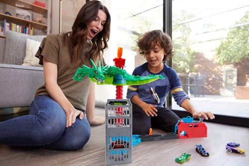 Hot Wheels City Air Attack Dragon Playset