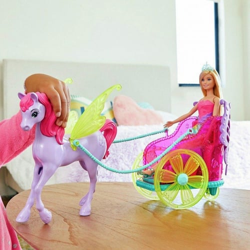Barbie Dreamtopia Princess, Pegasus & Chariot بارب...