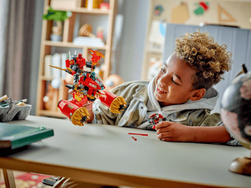 LEGO NINJAGO - Kai's Mech Storm Rider (71830)