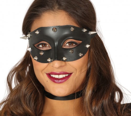 BLACK MASK WITH SILVER POINTS (12015)