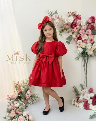 فستان احمر +طوق