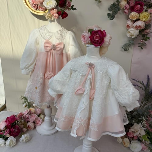 فستان روزالين للمواليد بالدانتيل الابيض