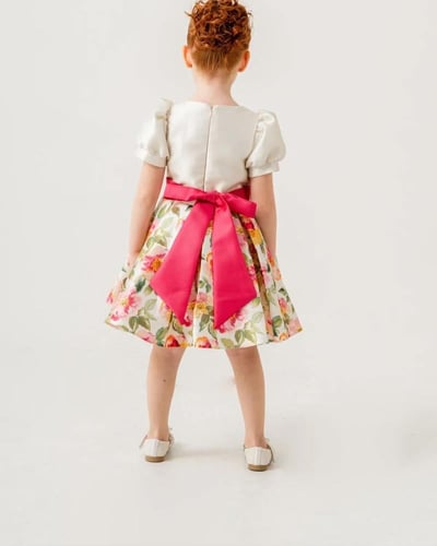 فستان صيفي منعش