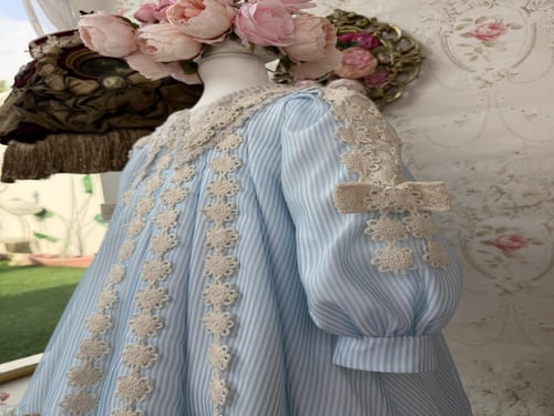 فستان لؤلؤتي الكبيرة