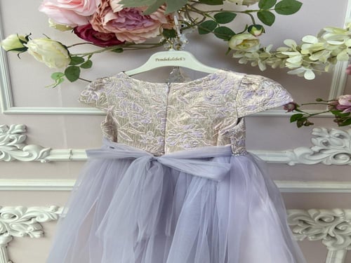 فستان ملكي+جاكيت وشنطة وطوق