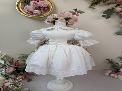 فستان ايميلي