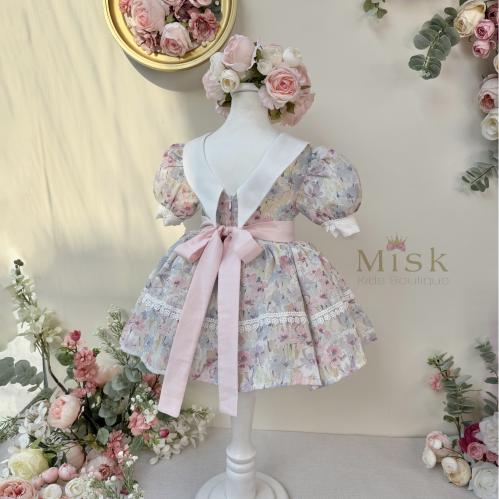 فستان الورود الناعمة