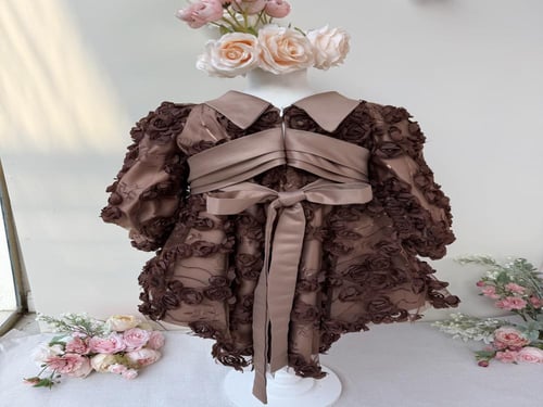 فستان النوتيلا الكبيرة