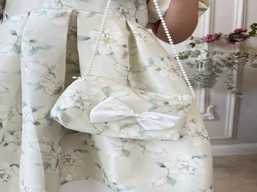 فستان الياسمين+شنطة وطوق