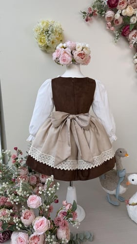 فستان ريفي مطرزة