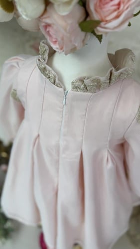 فستان وردتي الكبيرة