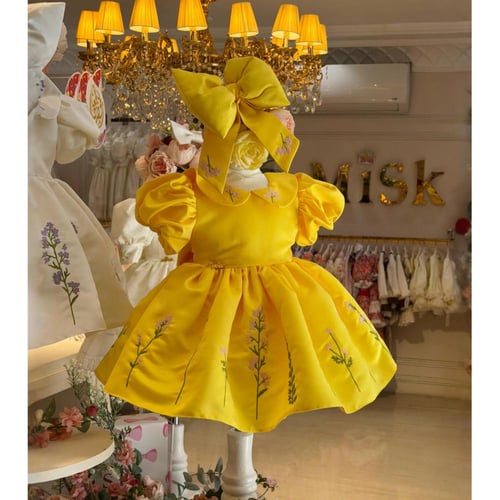 فستان وردة العيد ( مطرز بالورد) +فيونكة الشعر