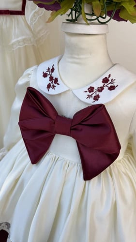 فستان فيكتوريا الخمري+طوق الشعر