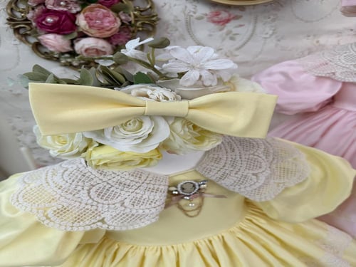 فستان ليدي ديانا + اكسسوار الشعر + جيبون