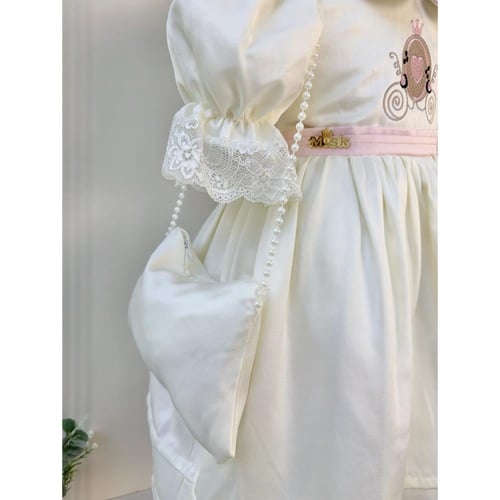 فستان الأميرات الناعم