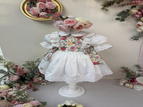 فستان ايميلي