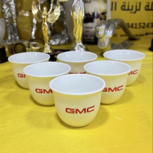 فنجال قهوة بشعار GMC
