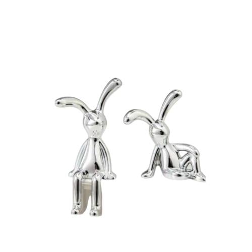 تمثال الارنب قطعتين