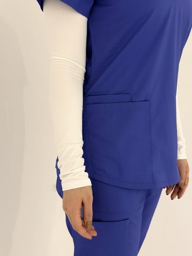 بلوزة سكراب طبي نسائي | LAB MED®>>