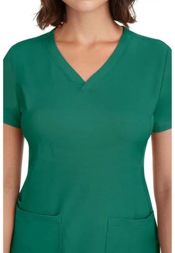 بلوزة سكراب طبي مونيكا